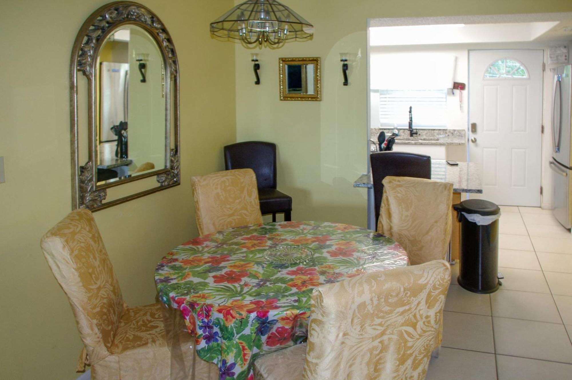 Marion Lane Suites Cocoa Beach Exterior foto